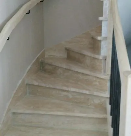 Maison D'ete Mons (Auvergne)